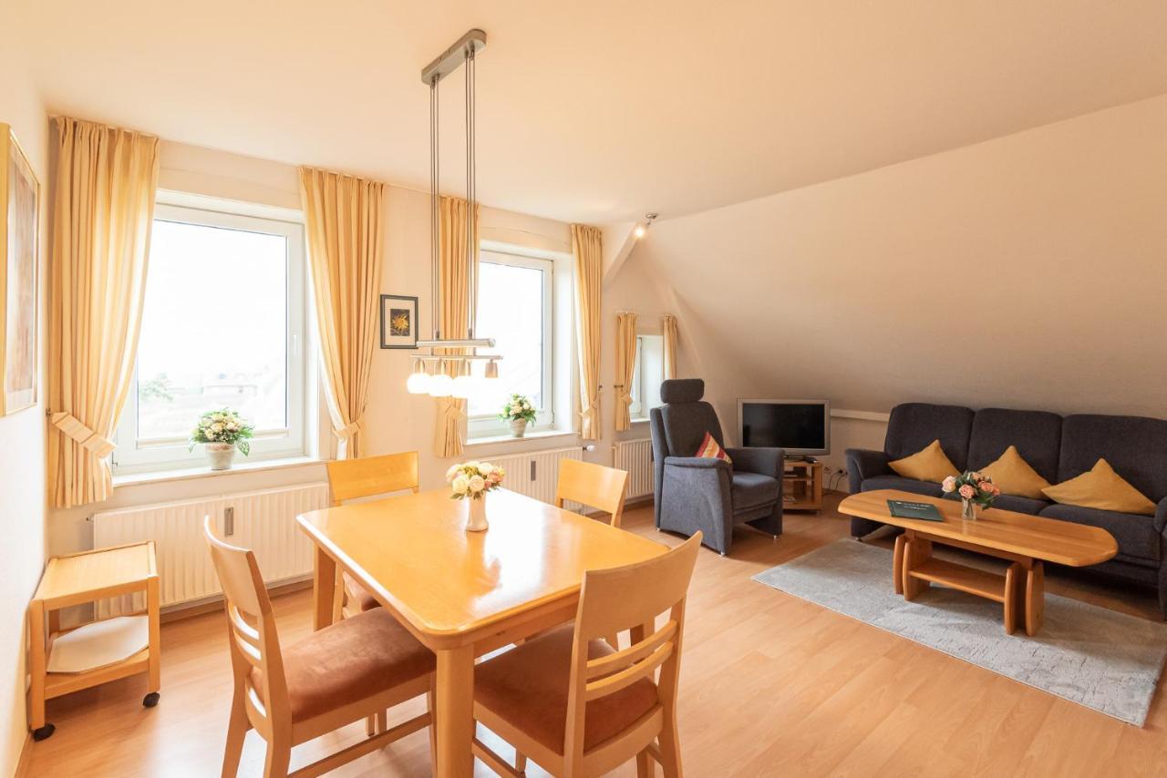 Haus Decker, App 3 Apartment Wenningstedt-Braderup Bagian luar foto