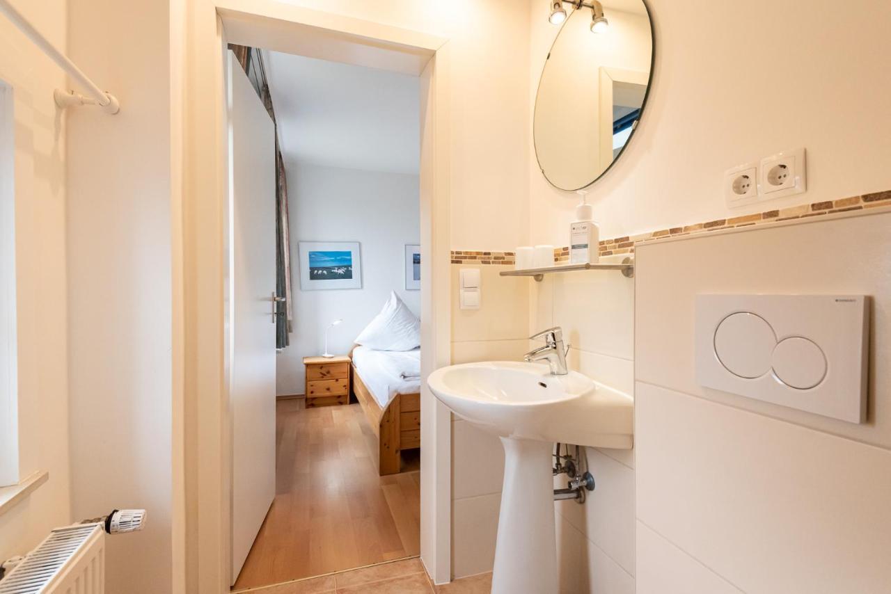 Haus Decker, App 3 Apartment Wenningstedt-Braderup Bagian luar foto